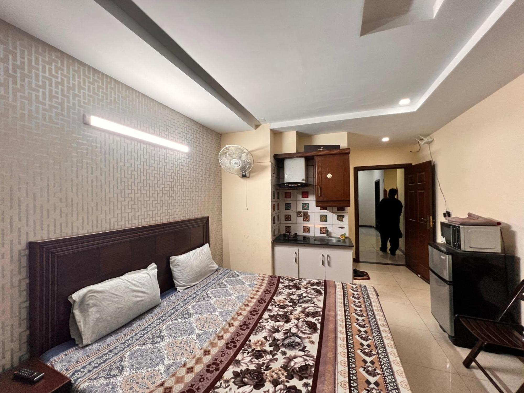 Comfortable Rental Apartments In Bahria Town Равалпинди Экстерьер фото